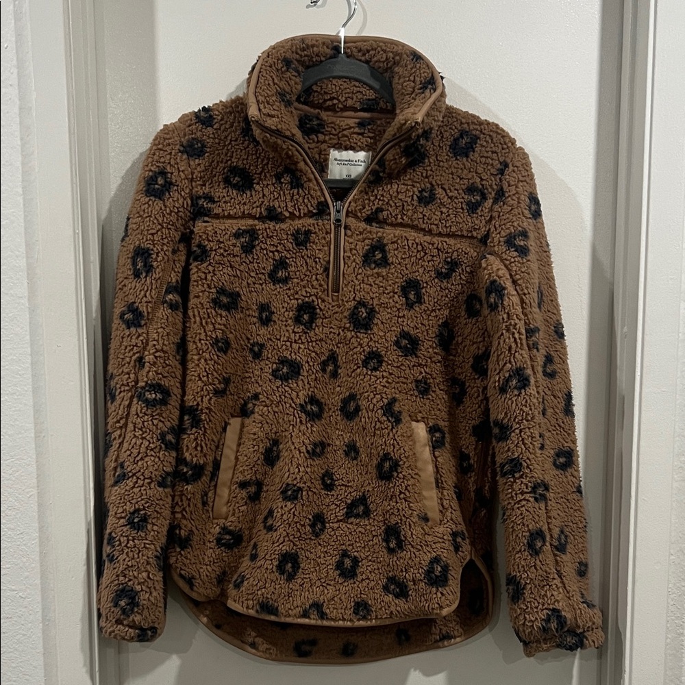 Abercrombie & Fitch Brown and Black Sherpa 3/4 Zip Pull Over